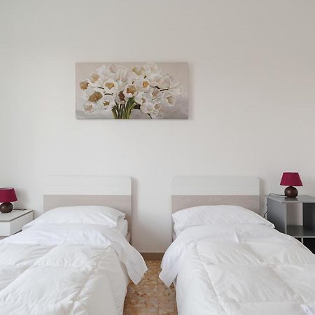 Bright&Cozy C5 Fiera Apartment Bologne Extérieur photo