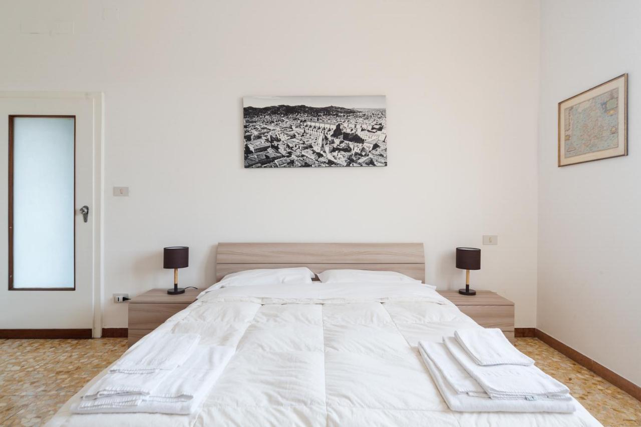 Bright&Cozy C5 Fiera Apartment Bologne Extérieur photo